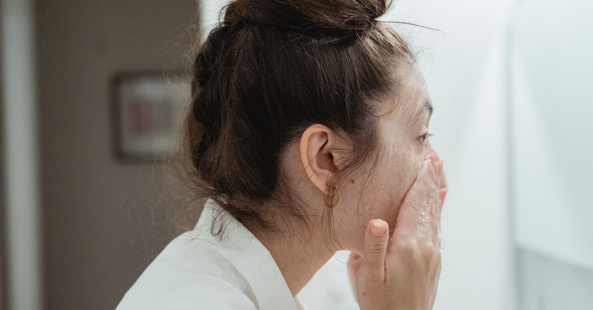 How to Wash Your Face After Swimming Without Drying Out Your Skin - Root & Renew