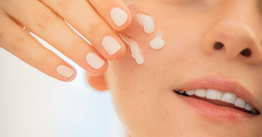 Barrier Serum Before or After Moisturizer? A Simple Summer Hydration Guide - Root & Renew