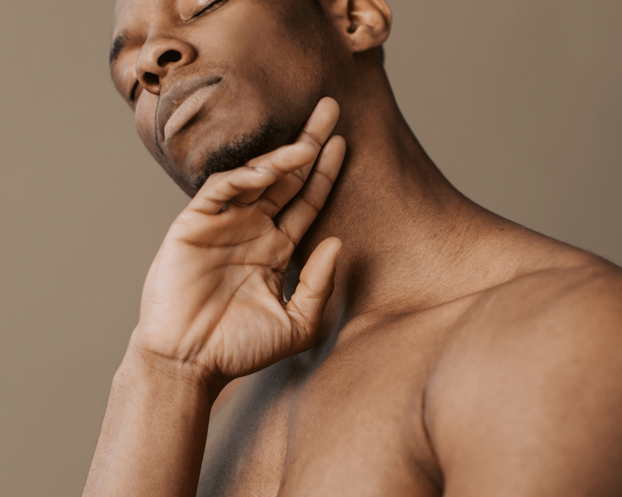 What Cleanser Works for Men With Dry Skin After Workouts and Hot Showers? - Root & Renew